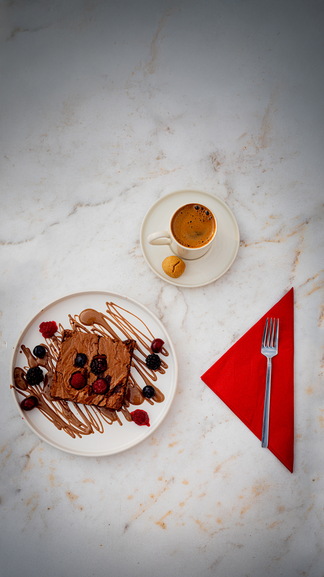 Orman Meyveli Brownie
